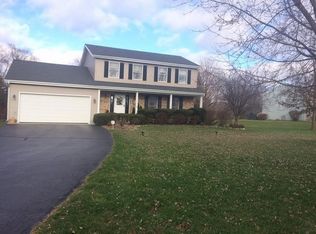 2306 N Carl Ct, McHenry, IL 60051