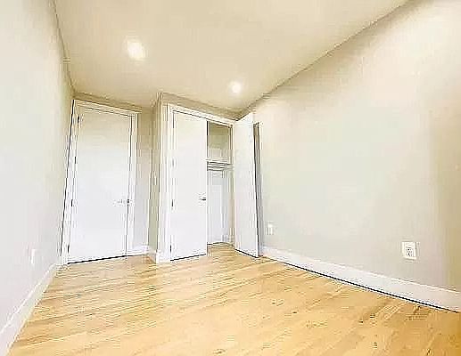 4th image of 524 E 22nd St #6F