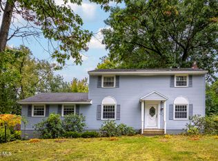 48 Bayberry Drive, Halfmoon, NY 12065