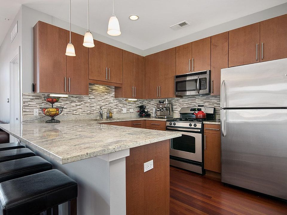 1st image of 2740 W Armitage Ave APT 407S