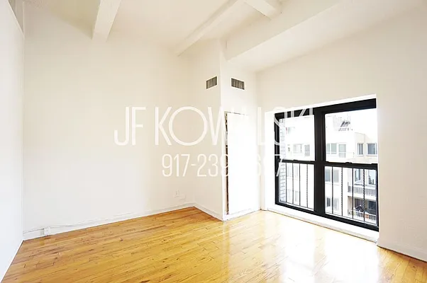 Rented by R New York | media 10