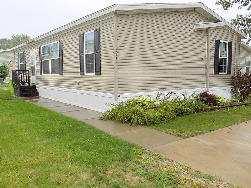 1st image of 1347 Mariga St