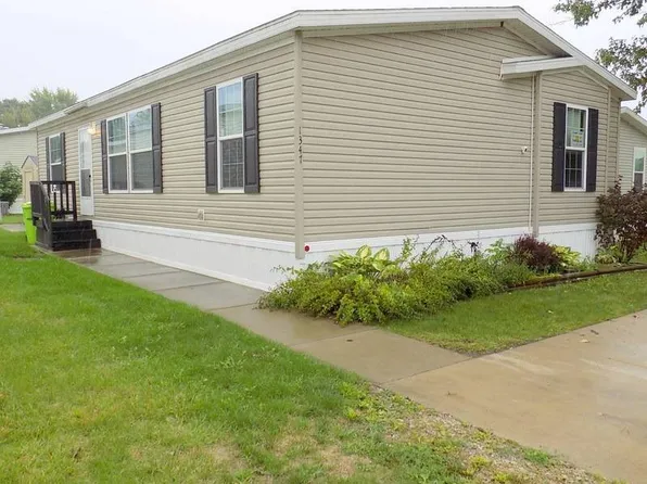 1347 Mariga St, Novi, MI 48374