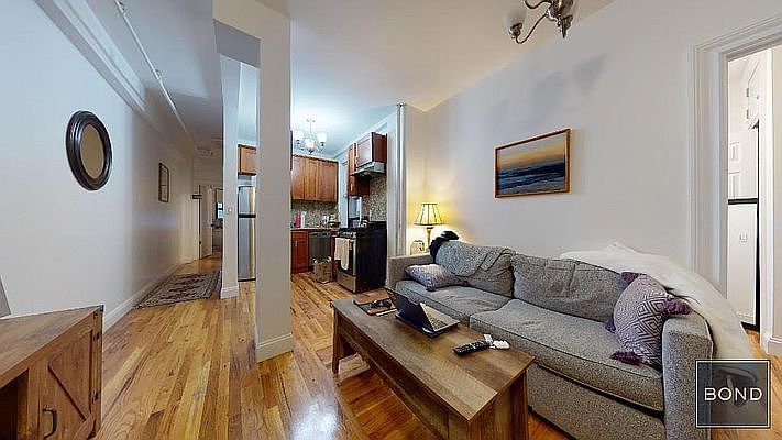 1st image of 245 W 51st St APT 207