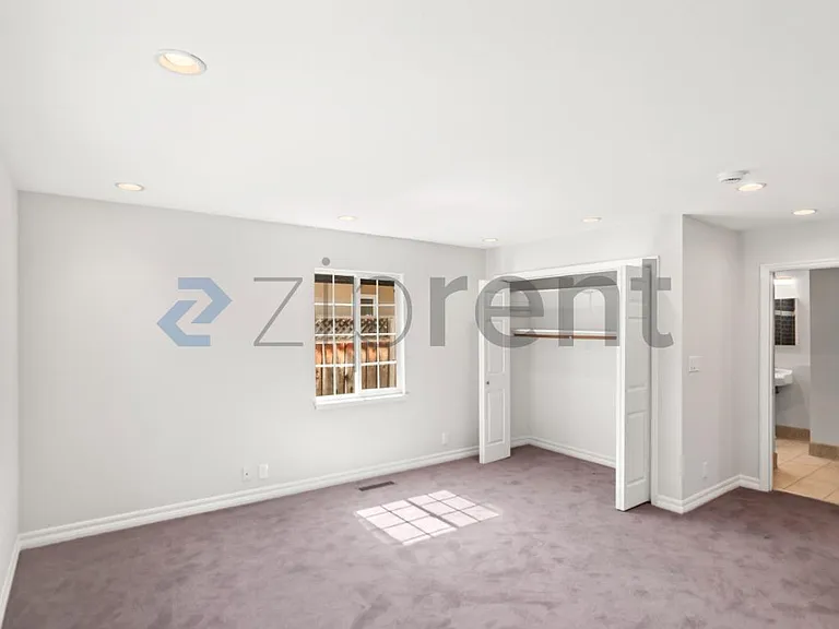 1443 Jeffery Ave — Photo 14