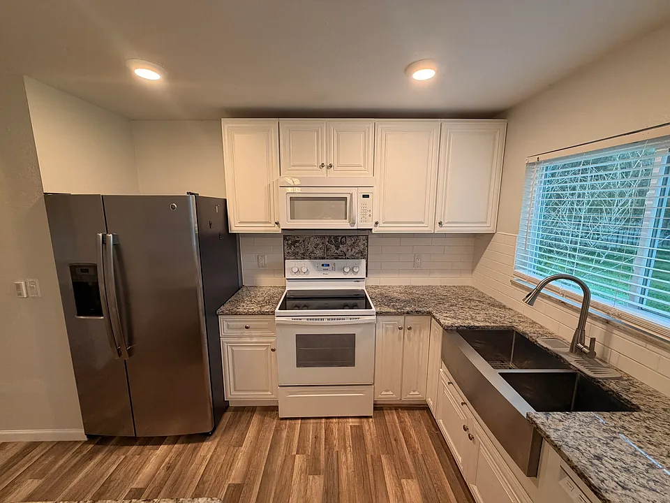 286 SW Kentwood Rd