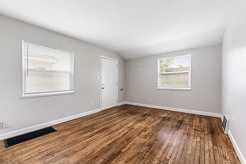 388 S Powell Ave #390 Photo 1
