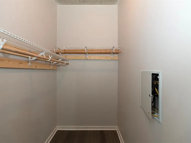 400 W Peachtree St NW #2310 — Photo 11