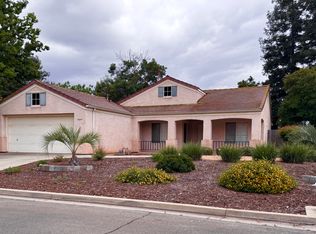 2271 E El Paso Ave, Fresno, CA 93720