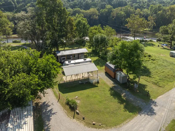 496 Shady River Dr, Ivanhoe, VA 24350