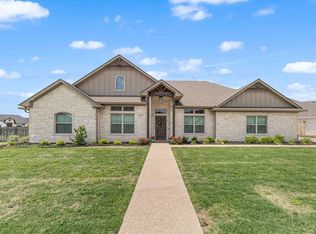 837 Gallant Fox Rd, Hewitt, TX 76643