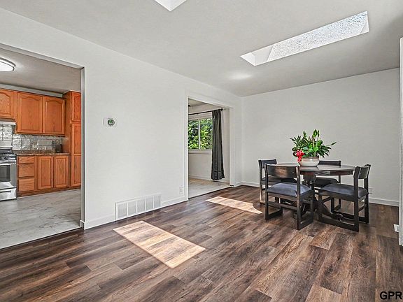 4th image of 1000 N 4th St