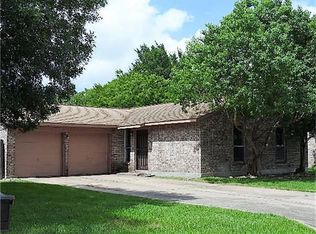 11611 Woodshaver Dr, Houston, TX 77013