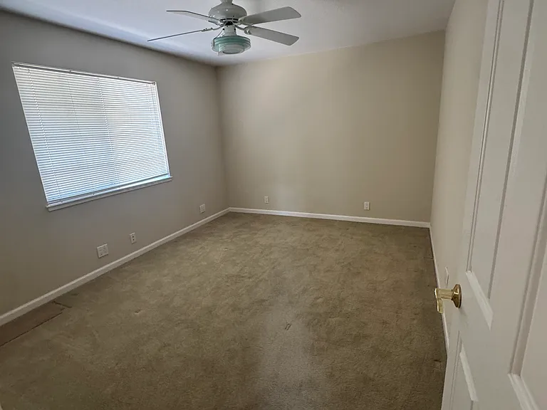 15546 Linda Ave — Photo 1