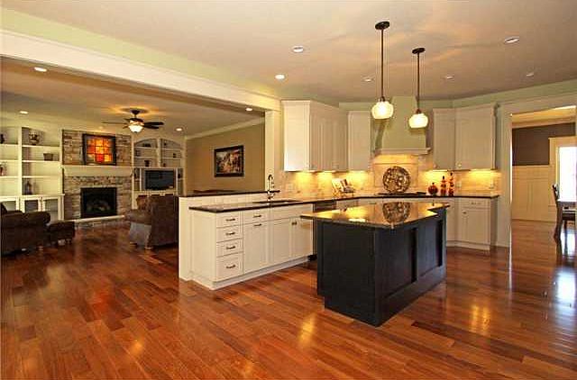 2nd image of 25192 Rocky Harbour Dr