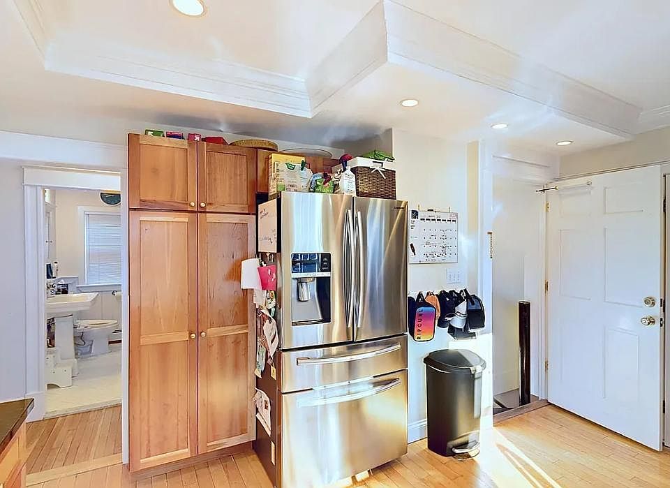 1st image of 125 Westbourne Ter #1A