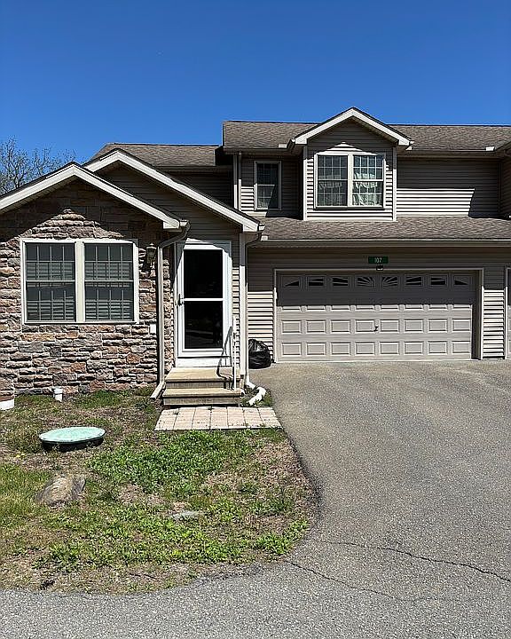 1st image of 107 Holmgren Dr