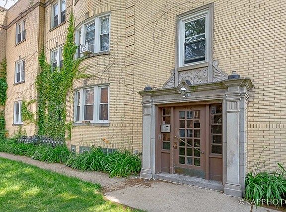 5th image of 4448 W Gunnison St APT 2A