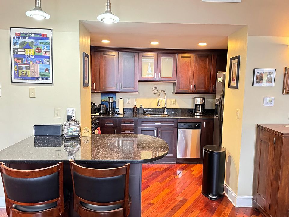1st image of 81 Dartmouth St APT 209