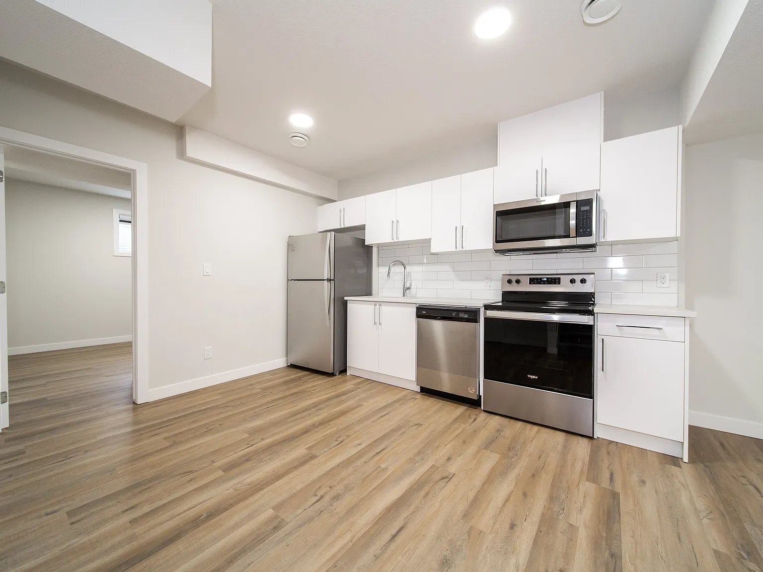 100 Penn Place — Photo 2