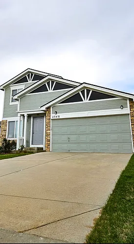2348 S Genoa Way Photo 1
