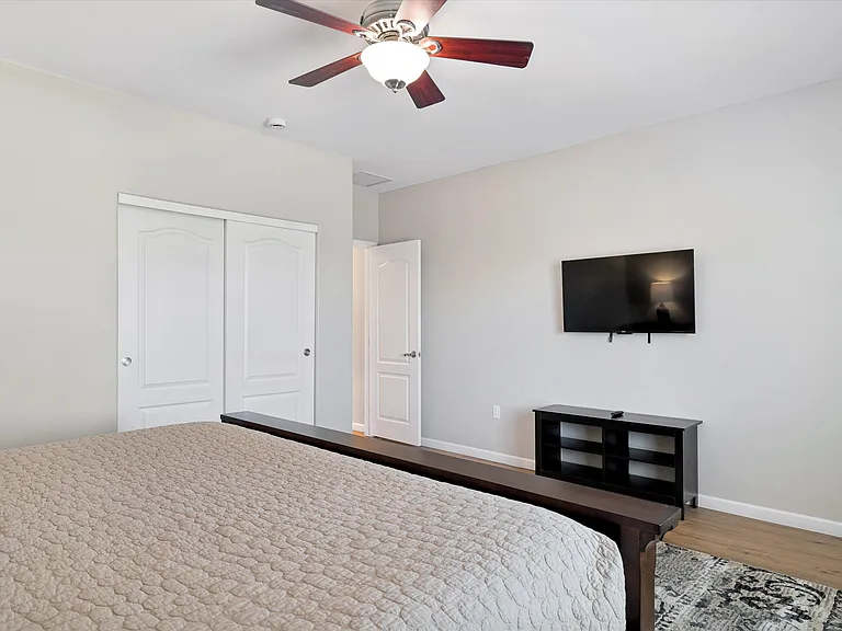 9023 W Patrick Ln — Photo 30