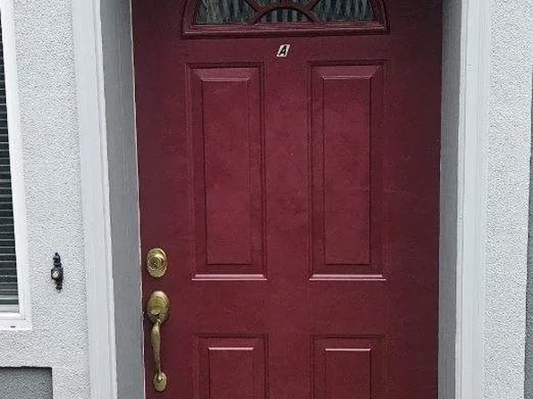 5106 Green Lake Way N, Seattle, WA