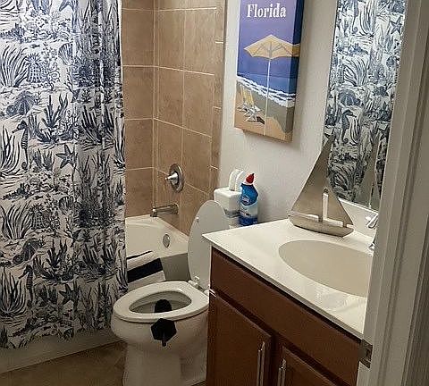 5th image of 9832 Venezia Cir Unit 1016