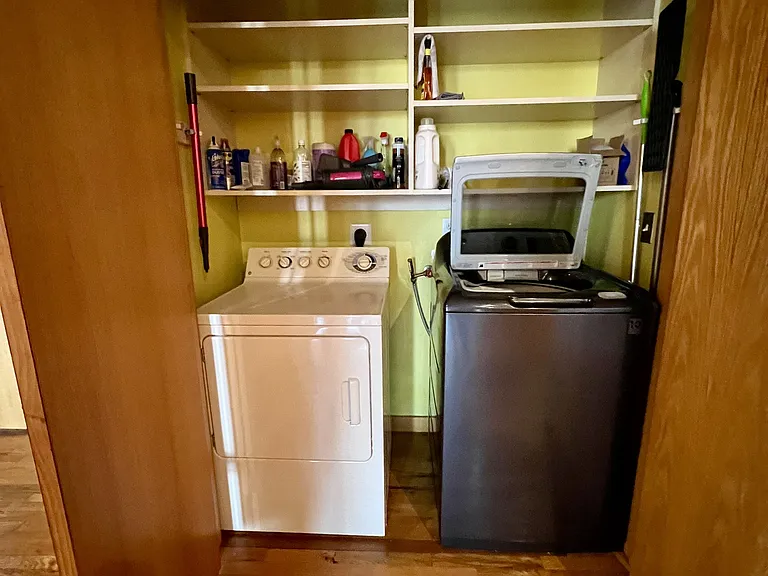 413 N 2nd St #220 — Photo 12
