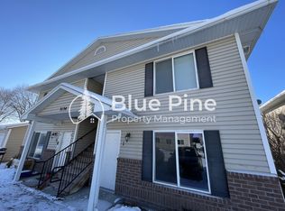3134 Chasewood Dr APT 1, Ammon, ID 83406