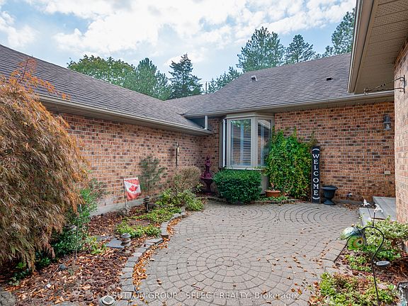3rd image of 1443 Commissioners Rd W #37