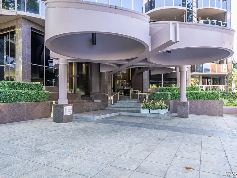 415 South St #1402 — Photo 3