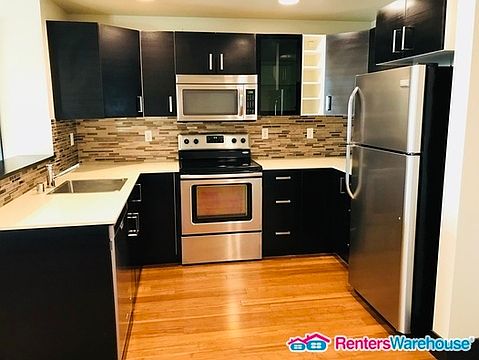 4th image of 5308 Mlk Jr Way S Unit 202