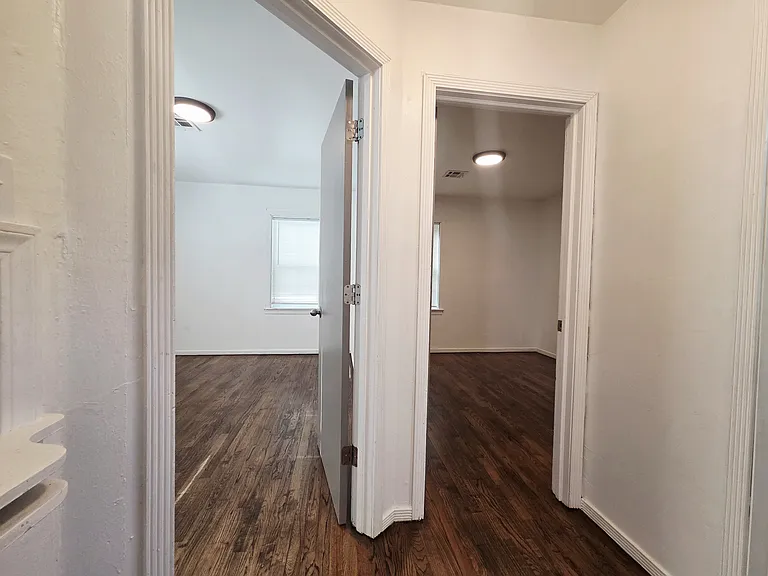 3413 Willow Creek Dr — Photo 12