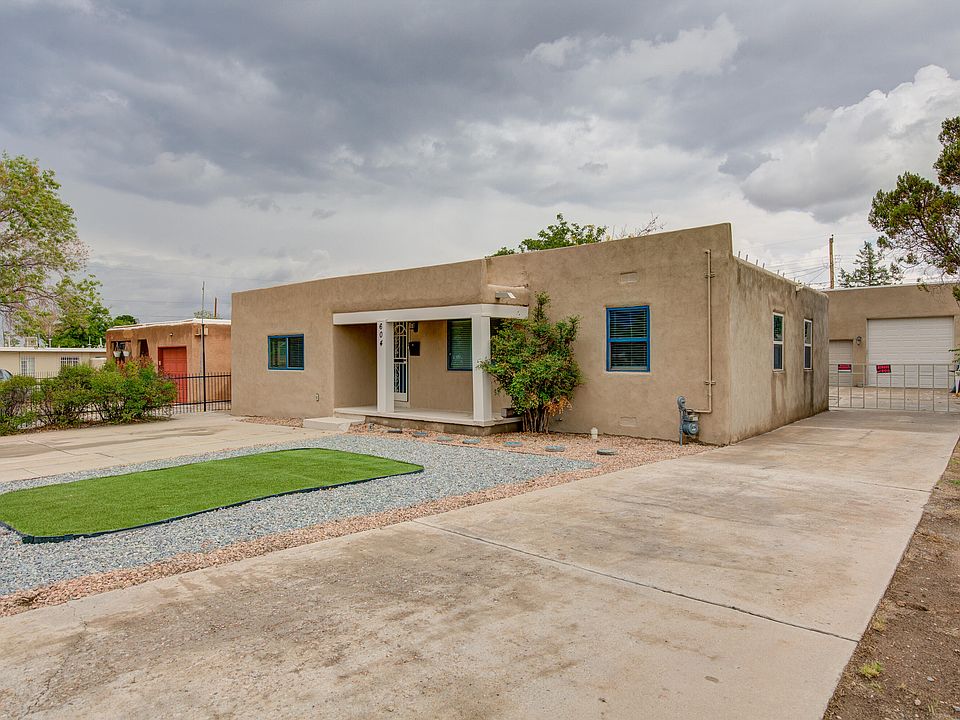 1st image of 604 Cardenas Dr SE