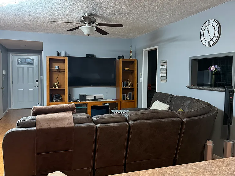 18601 Vincennes St #2 — Photo 9