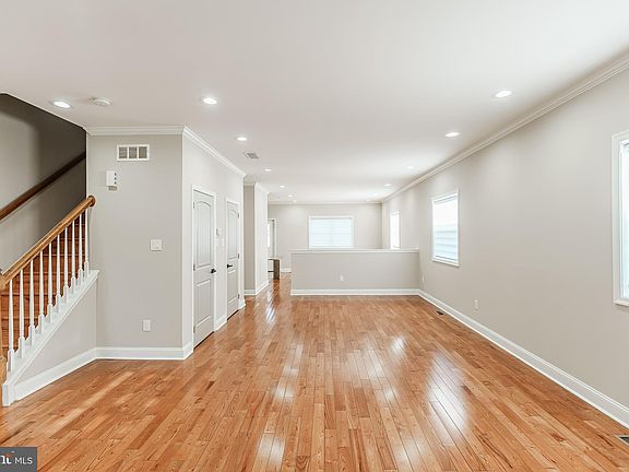 2nd image of 113 S Wycombe Ave