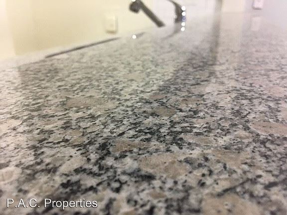 3rd image of 6464 Woodman Ave APT 206