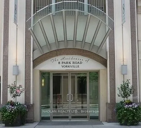 8 Park Road — Photo 1