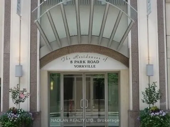 8 Park Rd, Toronto, ON