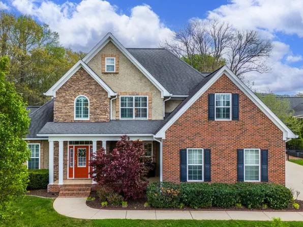 8030 Trout Lily Dr, Ooltewah, TN 37363