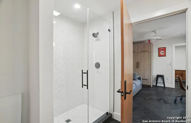 310 Clay St #11 — Photo 35
