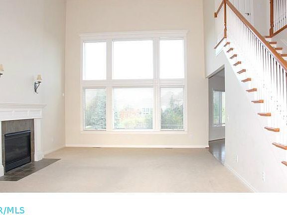 5th image of 8120 Flynn Ln