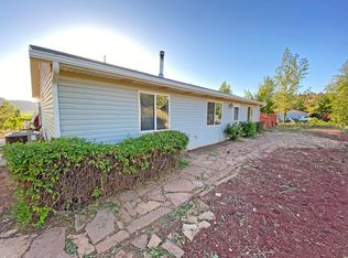 1781 N Golden Delicious Dr, Apple Valley, UT 84737