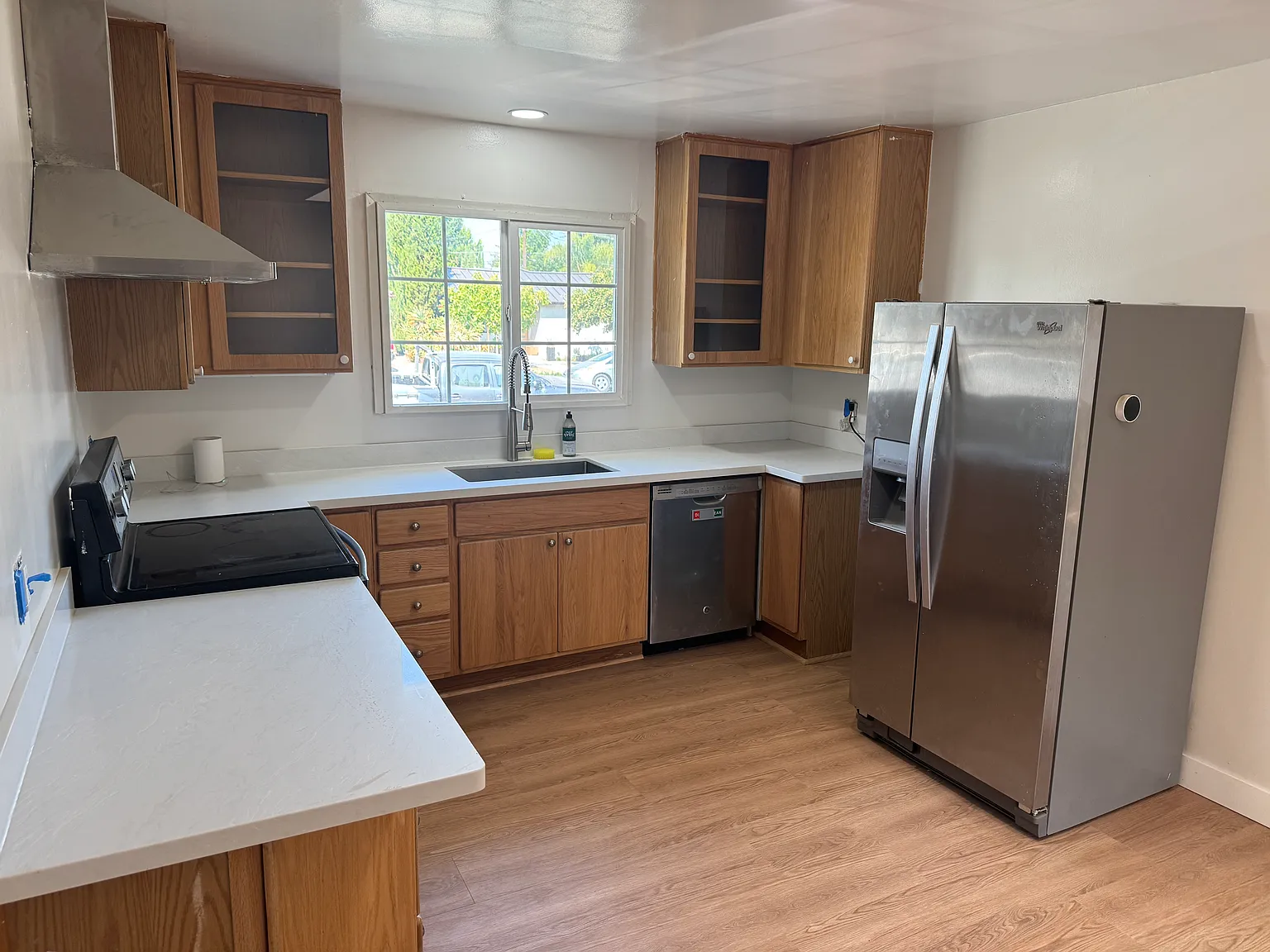 520 Richmond Ave — Photo 4