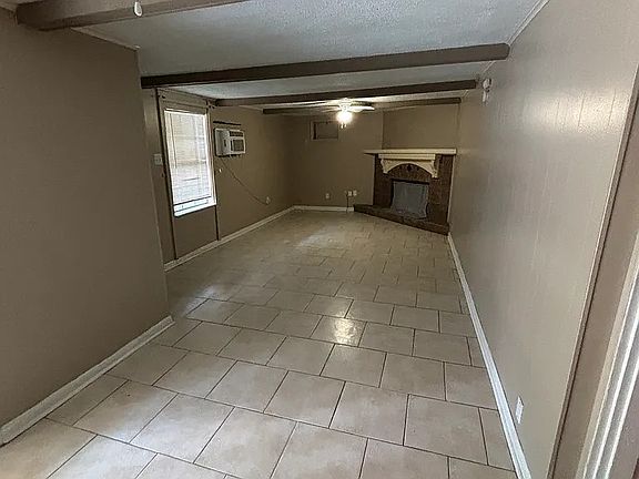 2nd image of 721 Charles Ave