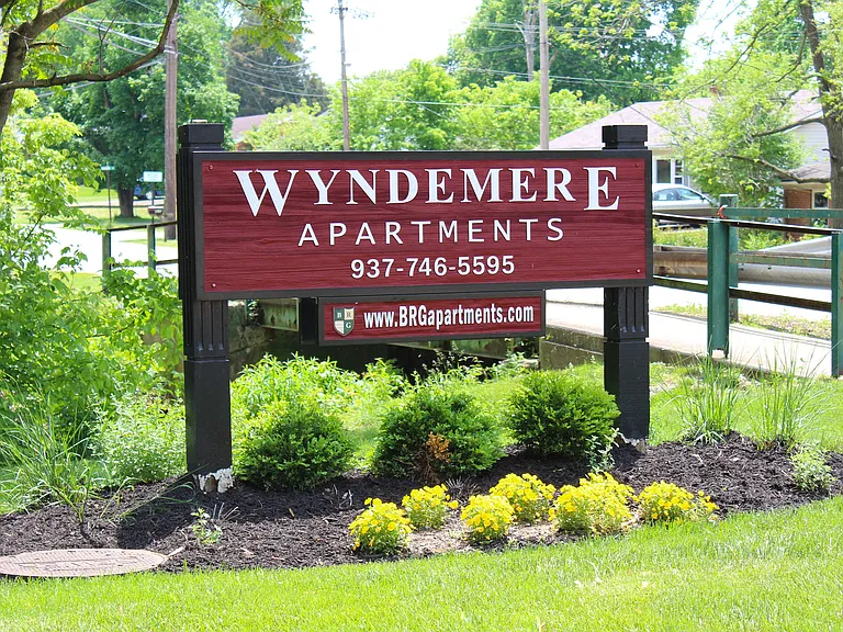 Wyndemere Apartments — Photo 10