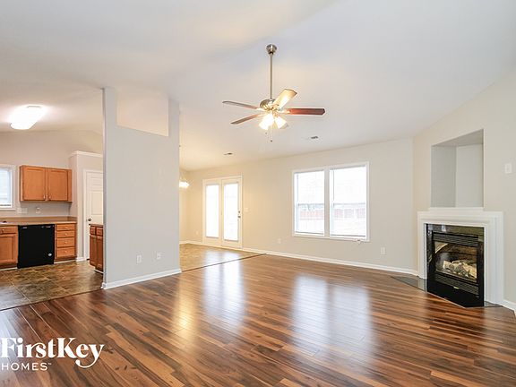 4th image of 425 Tortoise Ln