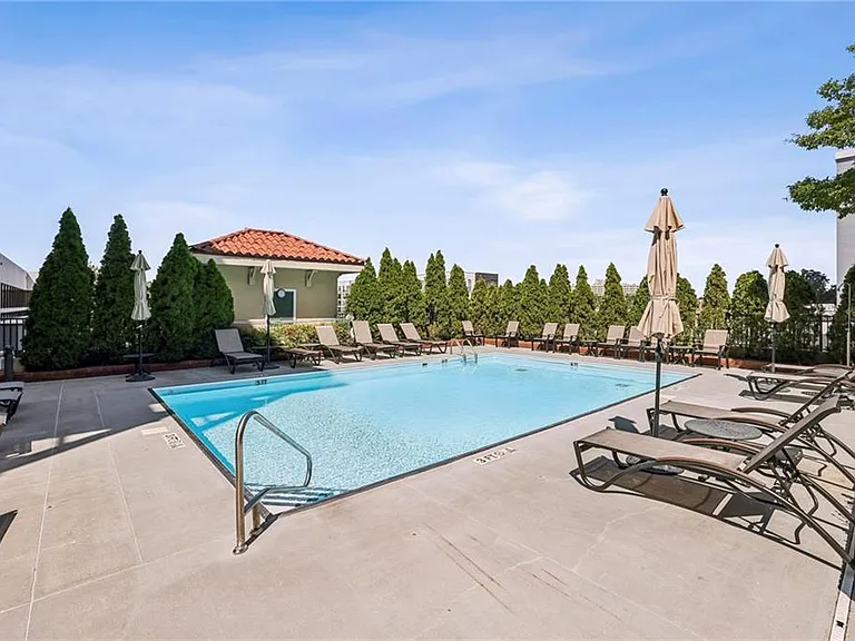 230 E Ponce De Leon Ave #221 — Photo 18