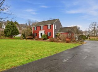 23 W Passage Dr, Portsmouth, RI 02871
